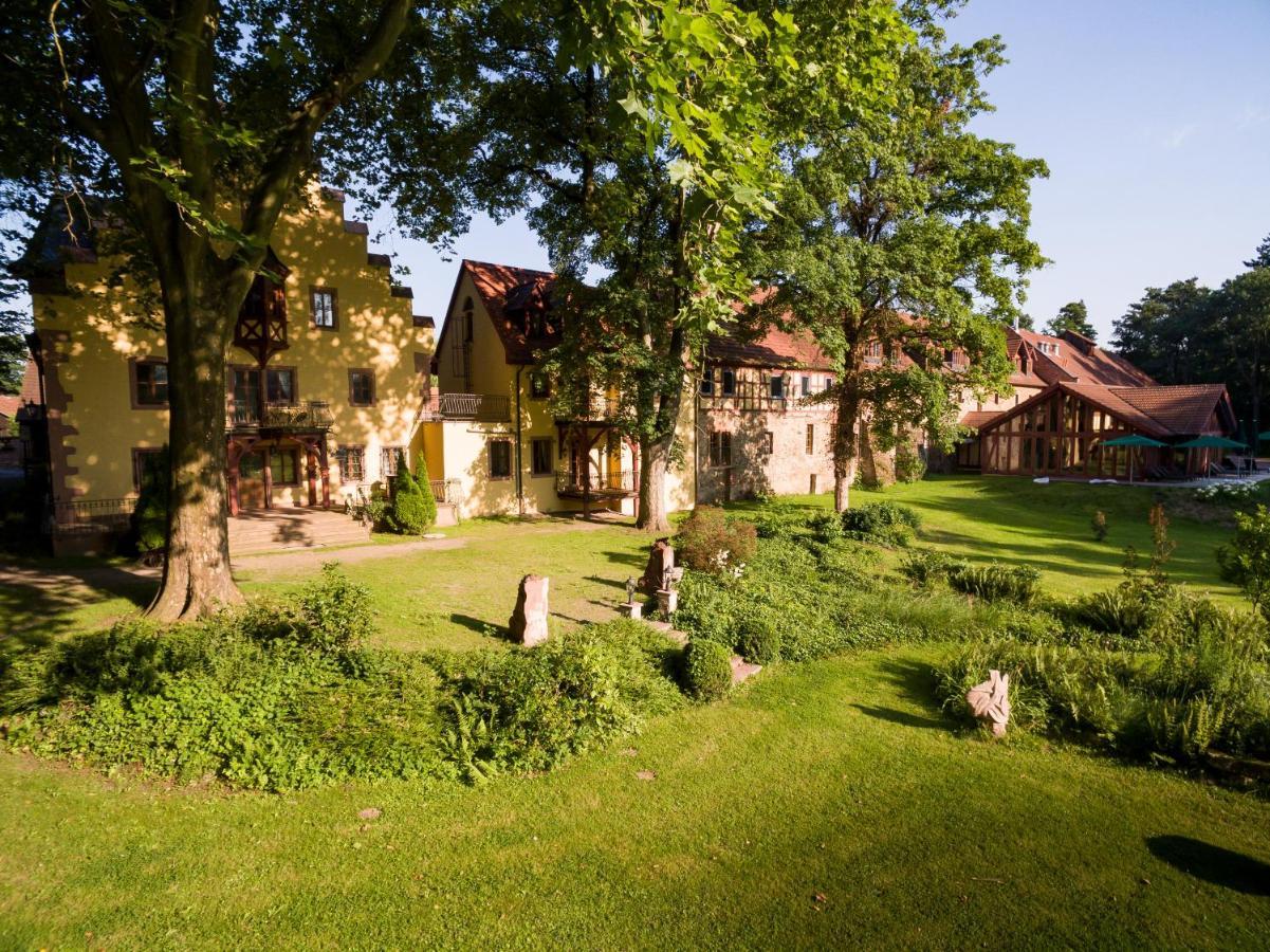 Schlosshotel Weyberhoefe Hösbach Dış mekan fotoğraf