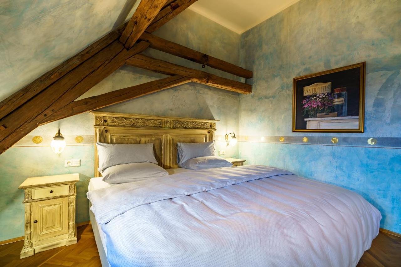 Schlosshotel Weyberhoefe Hösbach Dış mekan fotoğraf